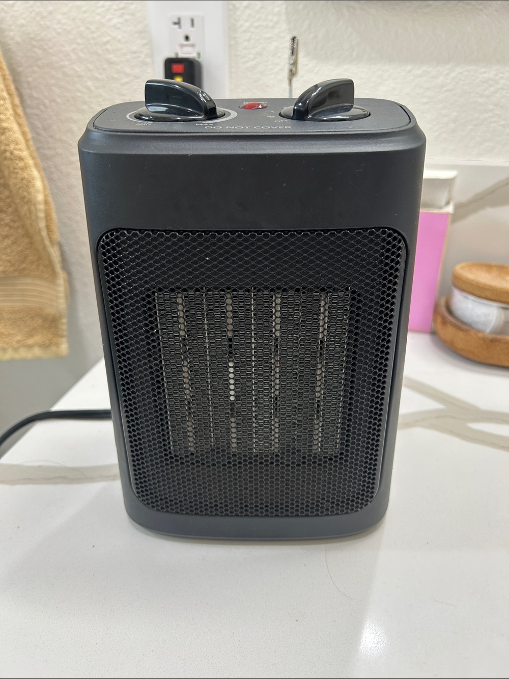 Portable Black Ceramic Space Heater - Compact Personal Heater